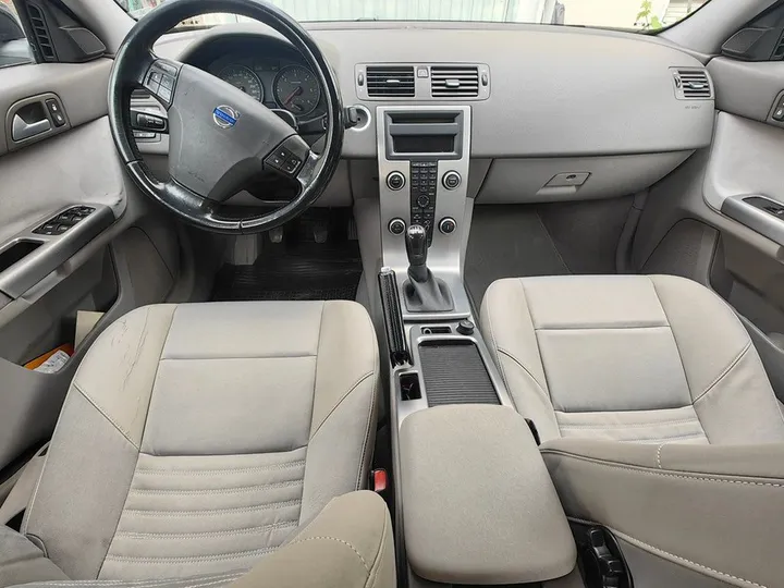Volvo S40