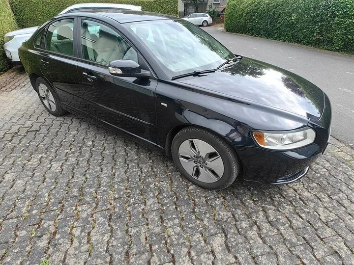 Volvo S40
