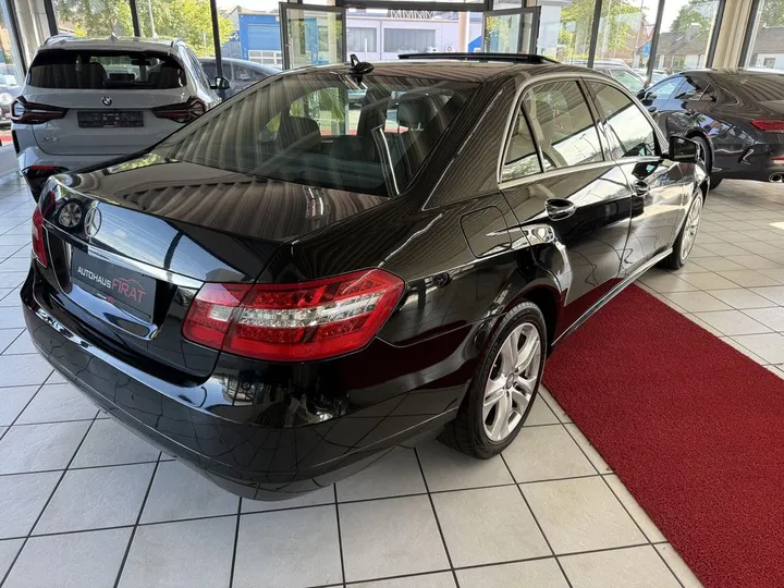 Mercedes-Benz E 250