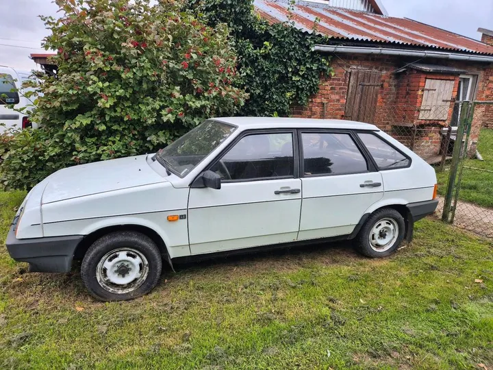 Lada Samara