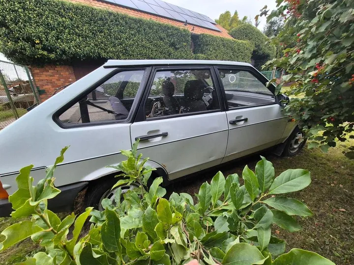 Lada Samara