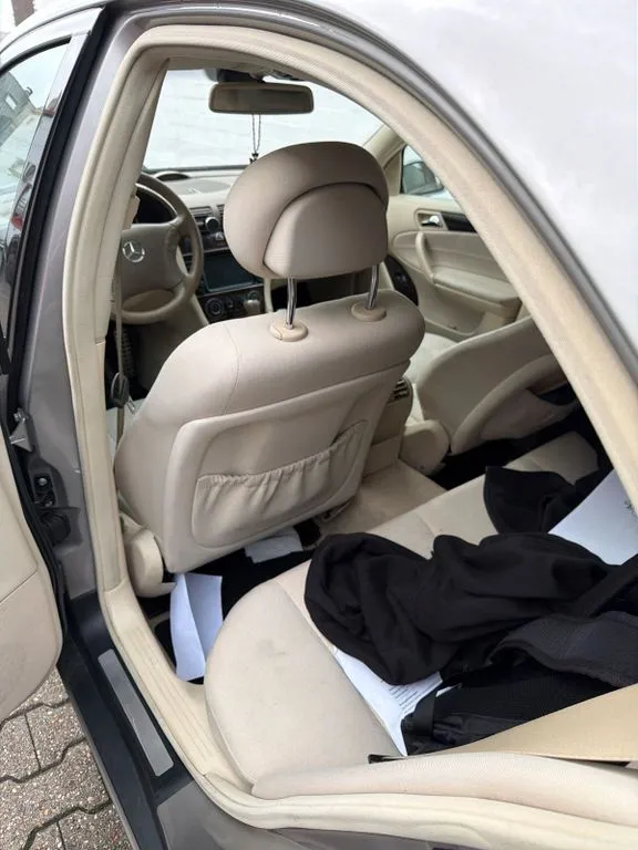 Mercedes-Benz C 200