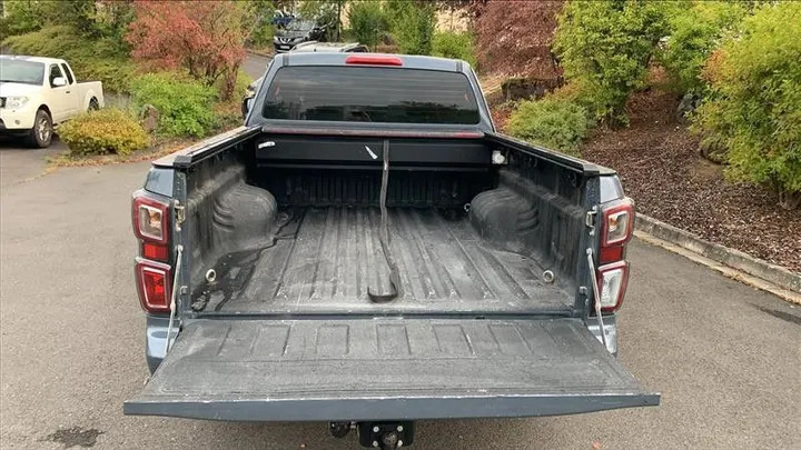 Isuzu D-Max