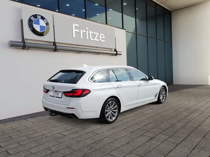 BMW 530