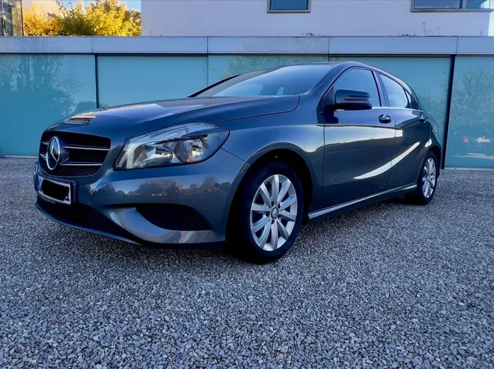 Mercedes-Benz A 180
