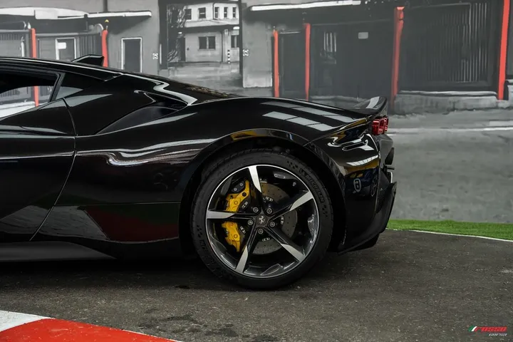 Ferrari SF90