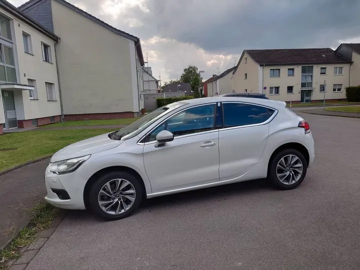 Citroën DS4