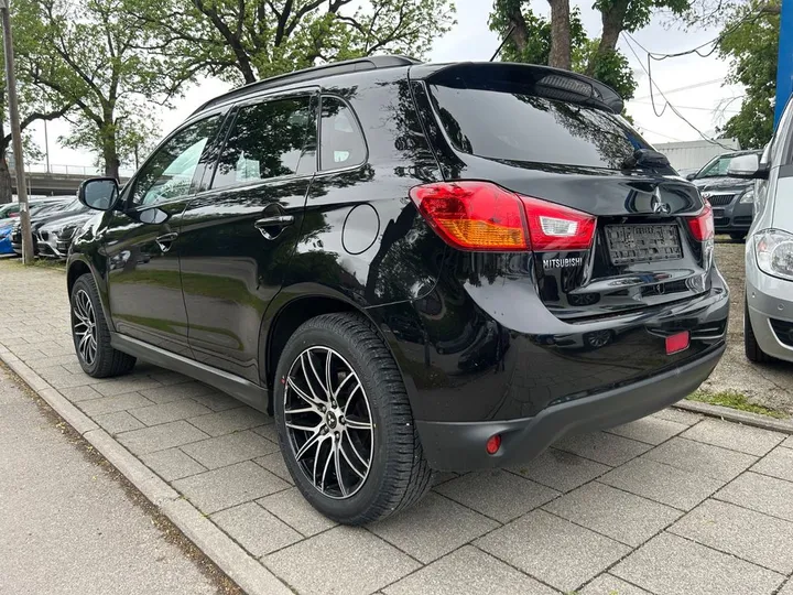 Mitsubishi ASX