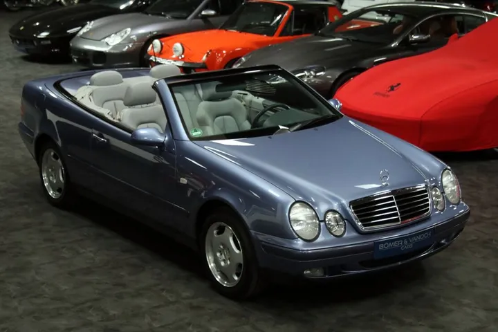 Mercedes-Benz CLK 200