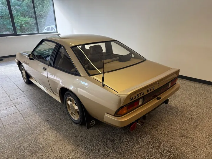 Opel Manta