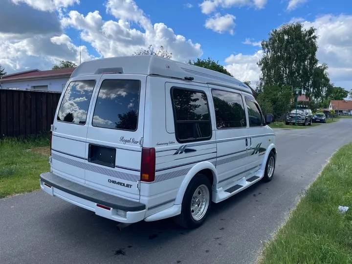 Chevrolet Astro