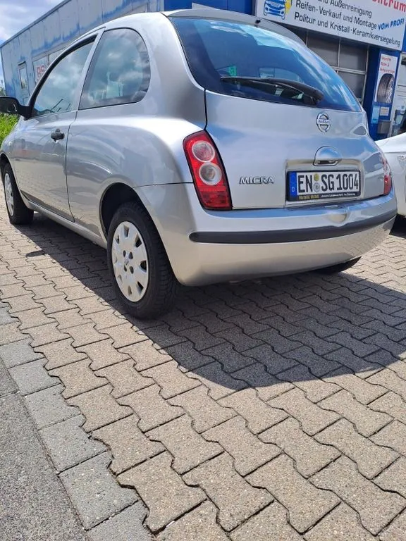 Nissan Micra