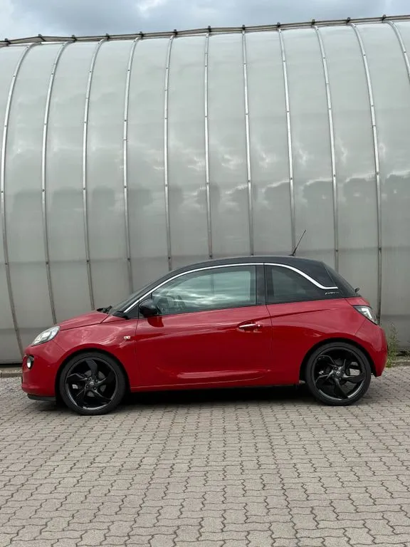 Opel Adam