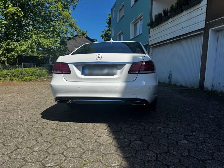 Mercedes-Benz E 250