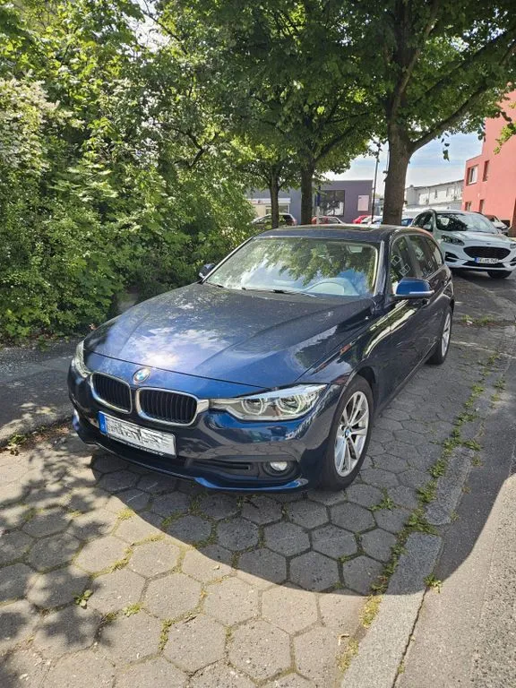 BMW 320