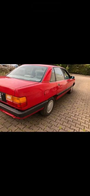Audi 100