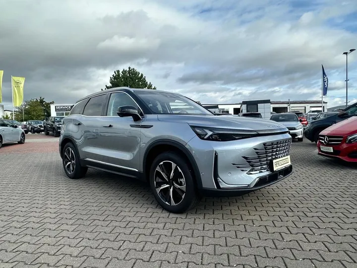 BAIC Beijing X75