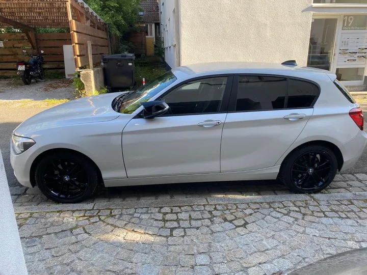 BMW 120