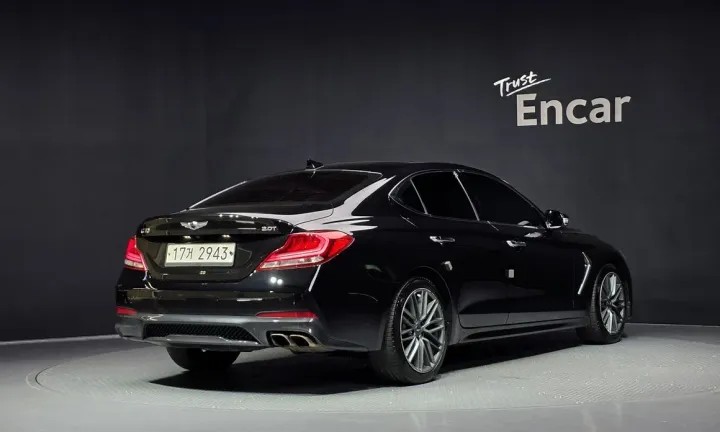 Genesis G70