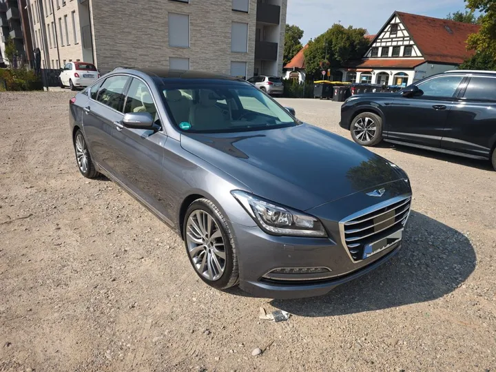 Hyundai Genesis