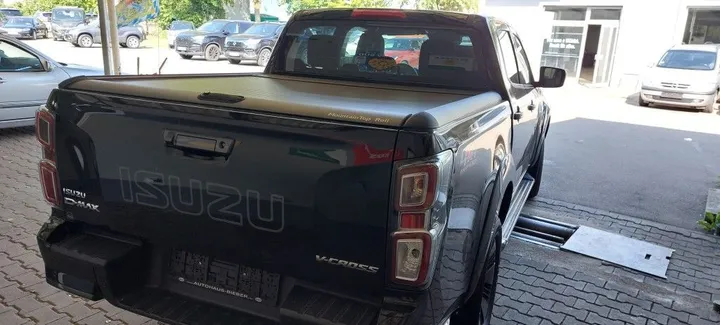 Isuzu D-Max