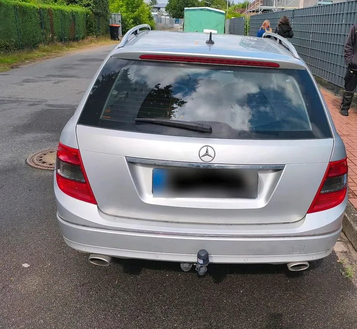 Mercedes-Benz C 320