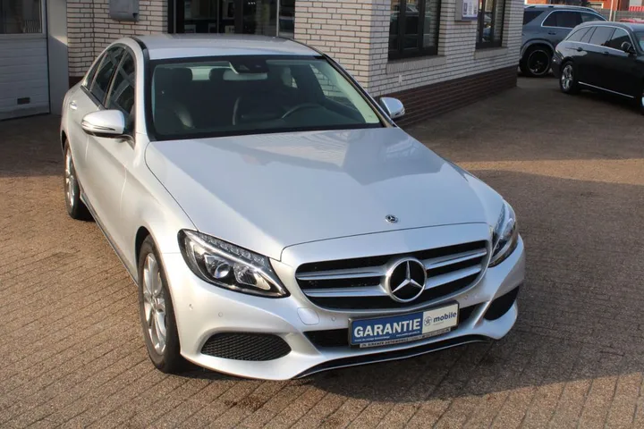 Mercedes-Benz C 180
