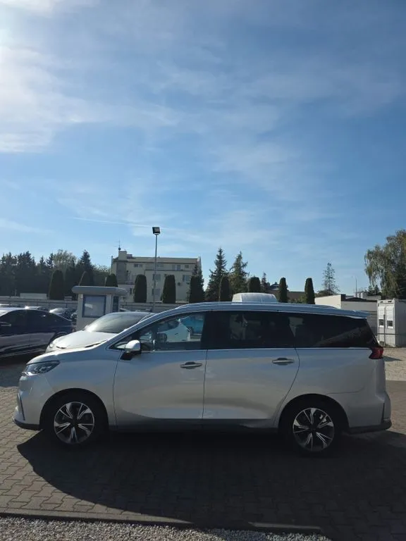 Maxus Euniq 5