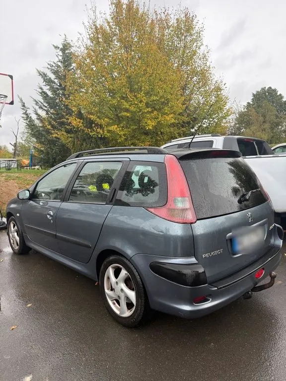 Peugeot 206