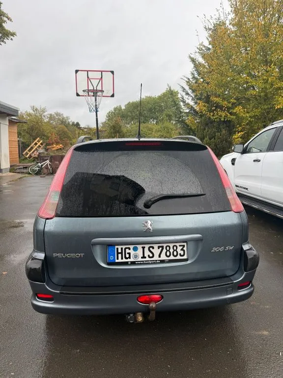 Peugeot 206