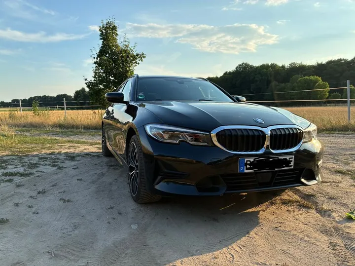 BMW 330