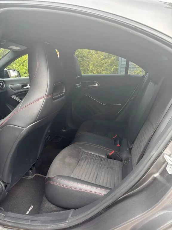 Mercedes-Benz CLA 250