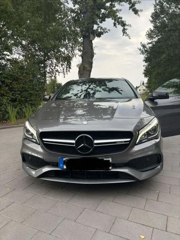 Mercedes-Benz CLA 250