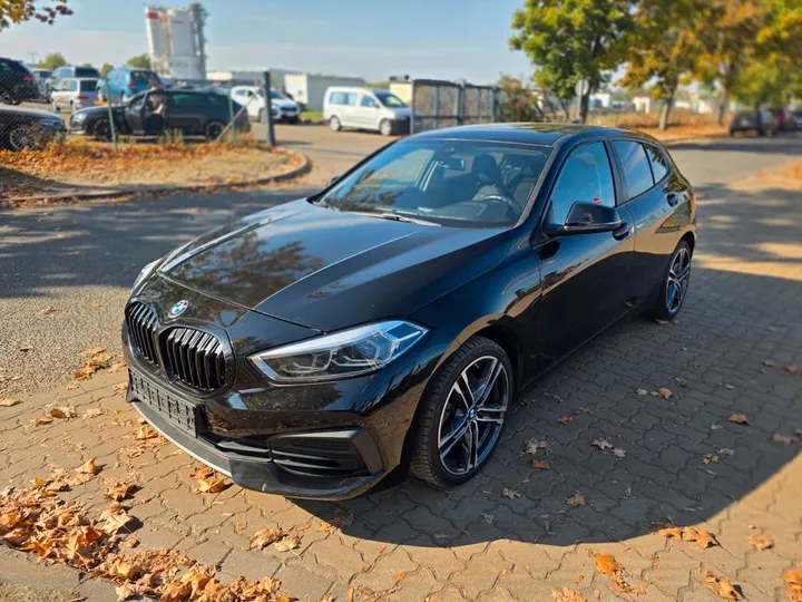 BMW 118