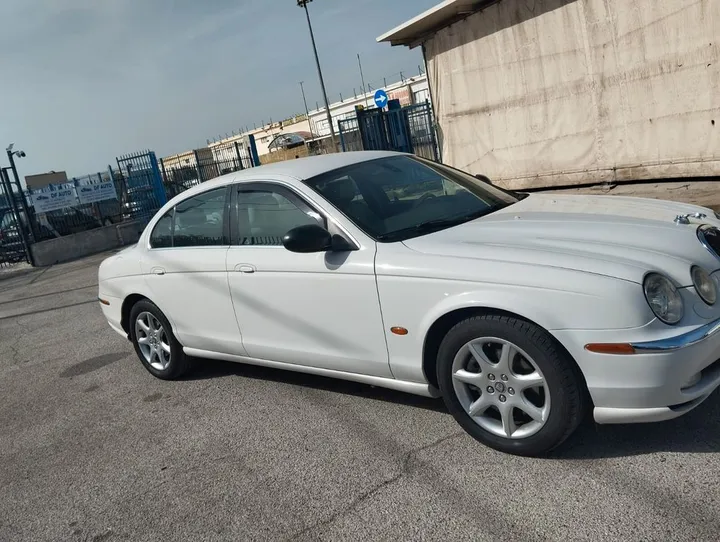 Jaguar S-Type