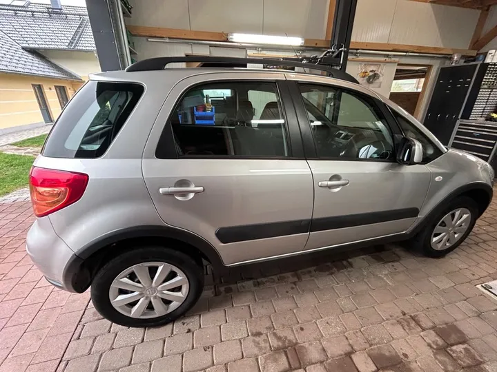 Suzuki SX4