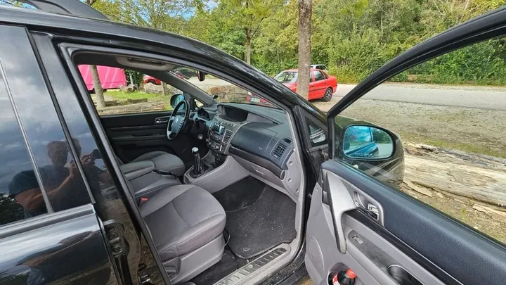 Ssangyong Rodius