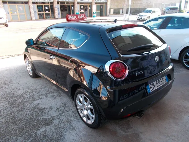 Alfa Romeo MiTo