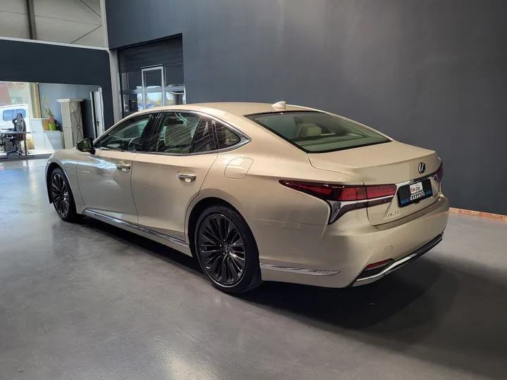 Lexus LS 500