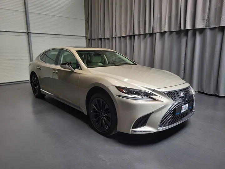 Lexus LS 500