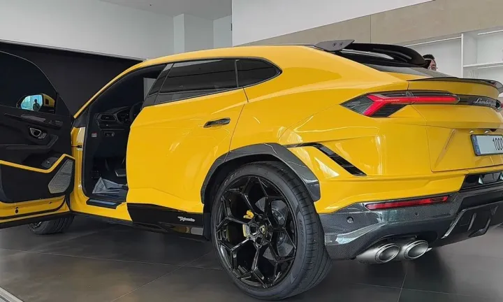 Lamborghini Urus
