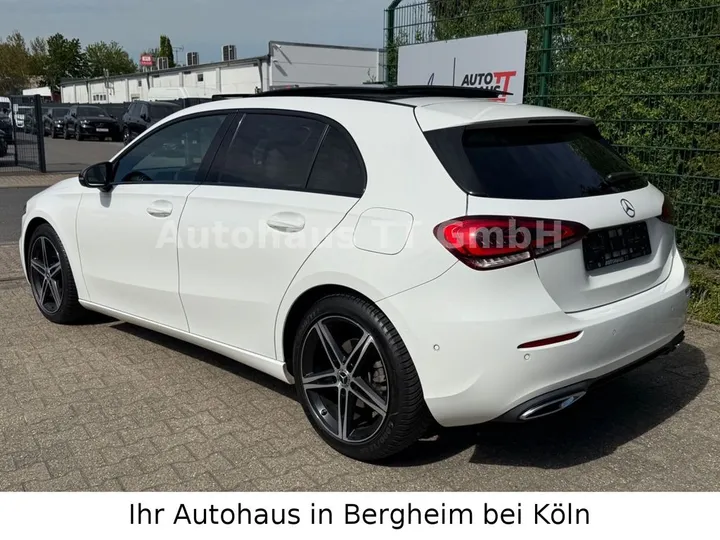 Mercedes-Benz A 200