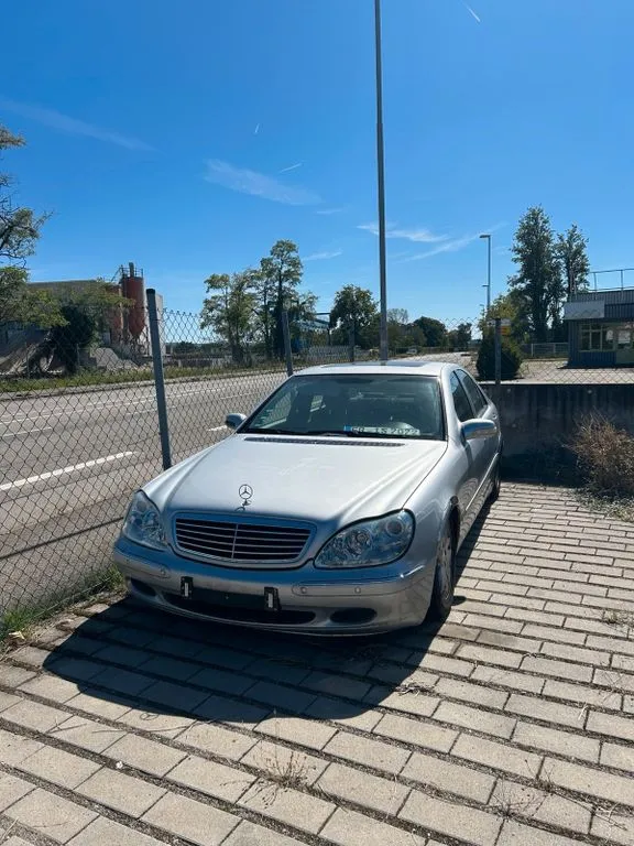 Mercedes-Benz S 320