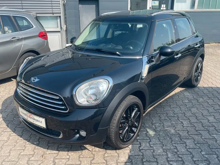 MINI One Countryman