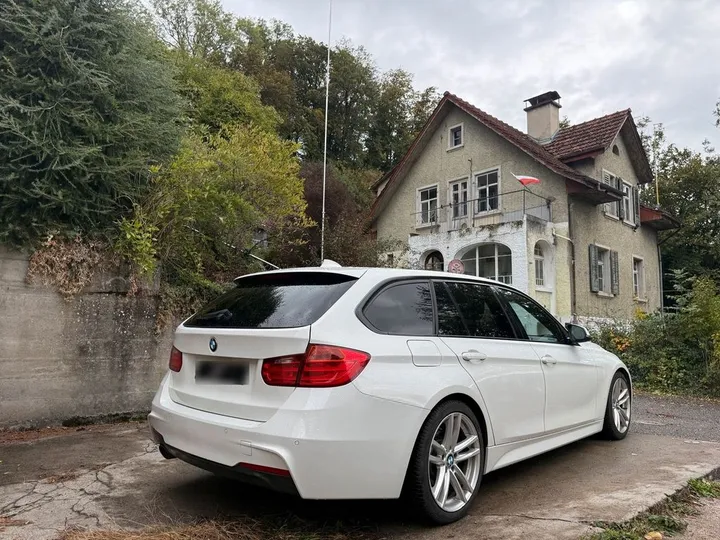 BMW 320