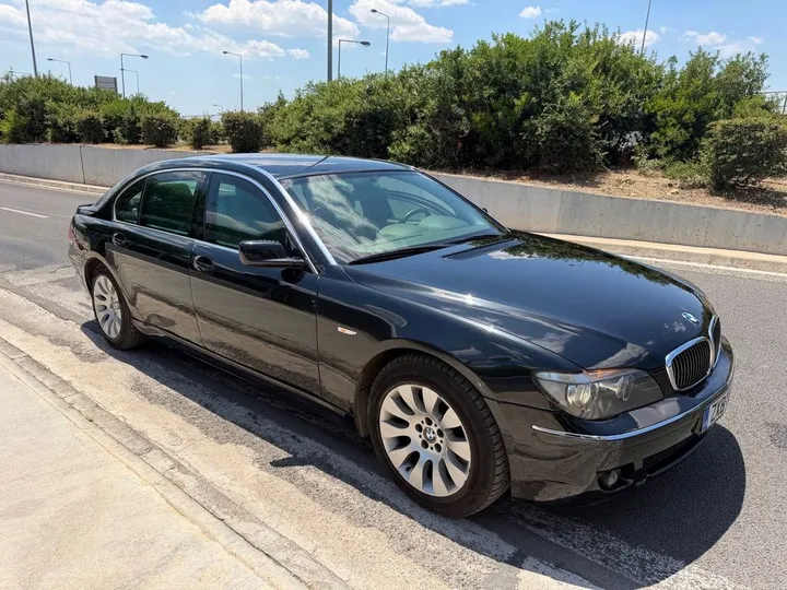 BMW 760