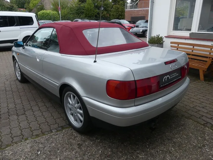 Audi 80