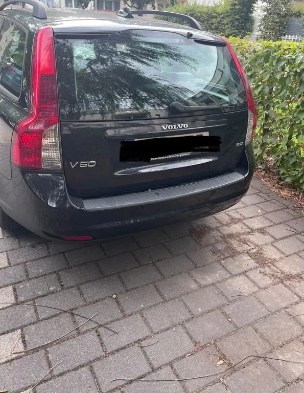 Volvo V50