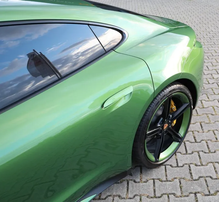 Porsche Taycan