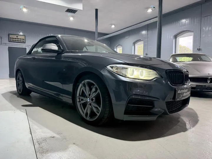 BMW M235